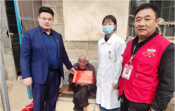 愛在重陽節(jié)，慰問暖人心